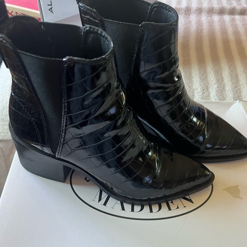 Steve Madden Booties